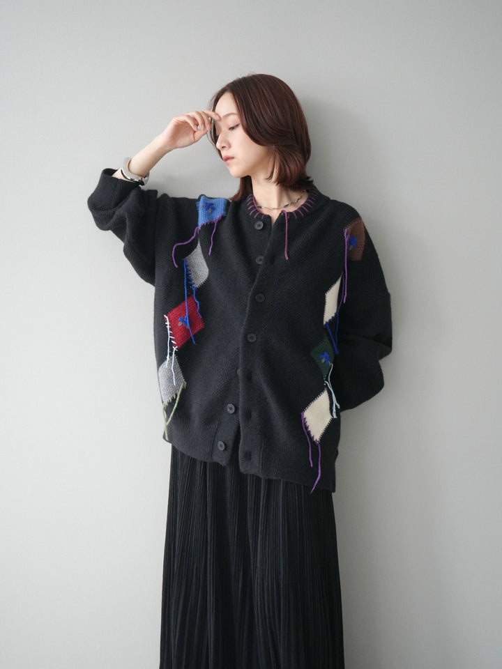 [SET]ハンドステッチアーガイルデザインニットカーディガン+裾レーススウェードプリーツマキシスカート(2set)