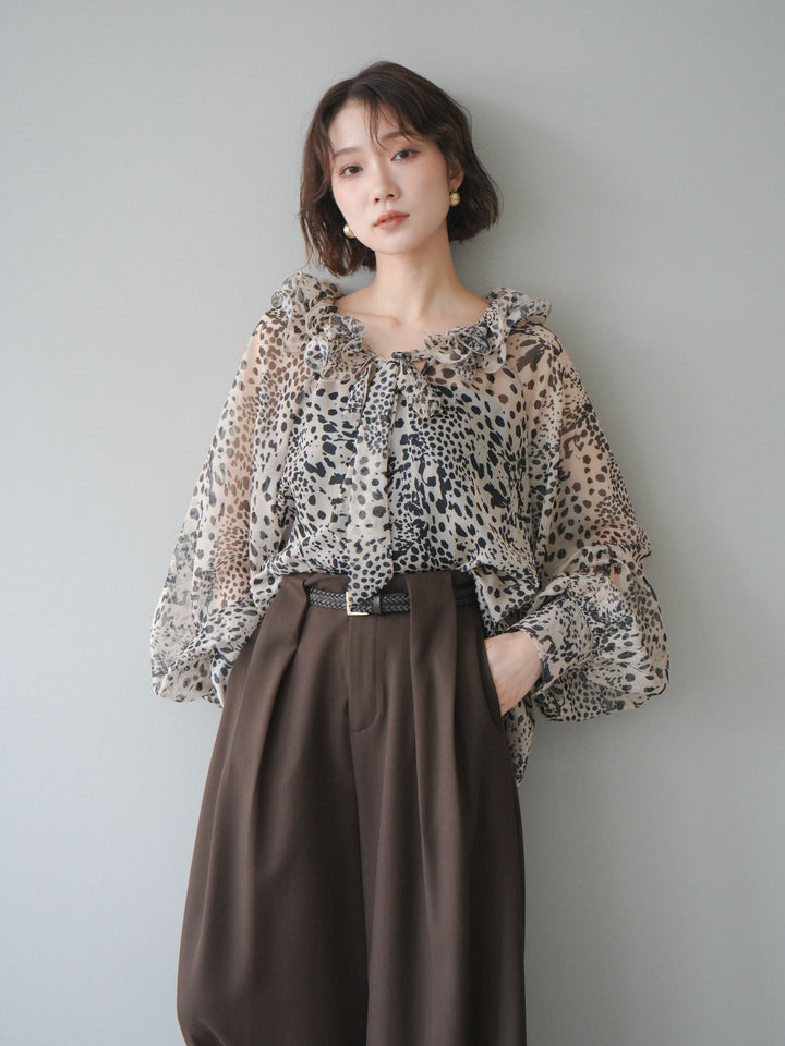 [予約]ラッフルネックシアーブラウス/leopard