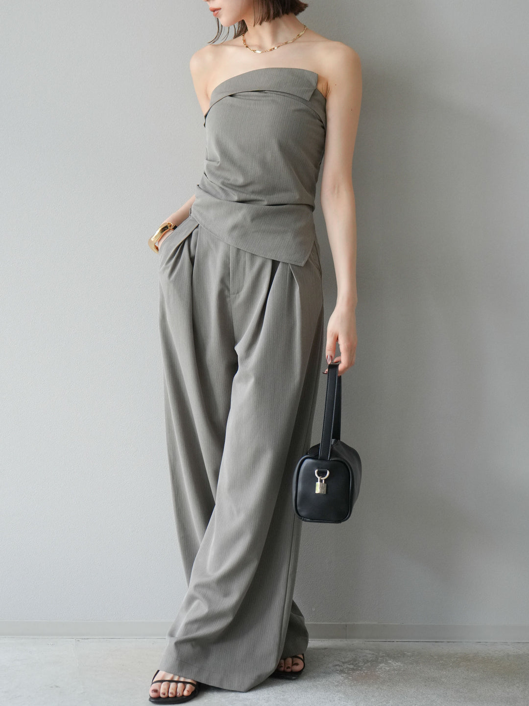 [SET] 條紋褶襉露肩上衣＆寬褲 SET UP (2set)