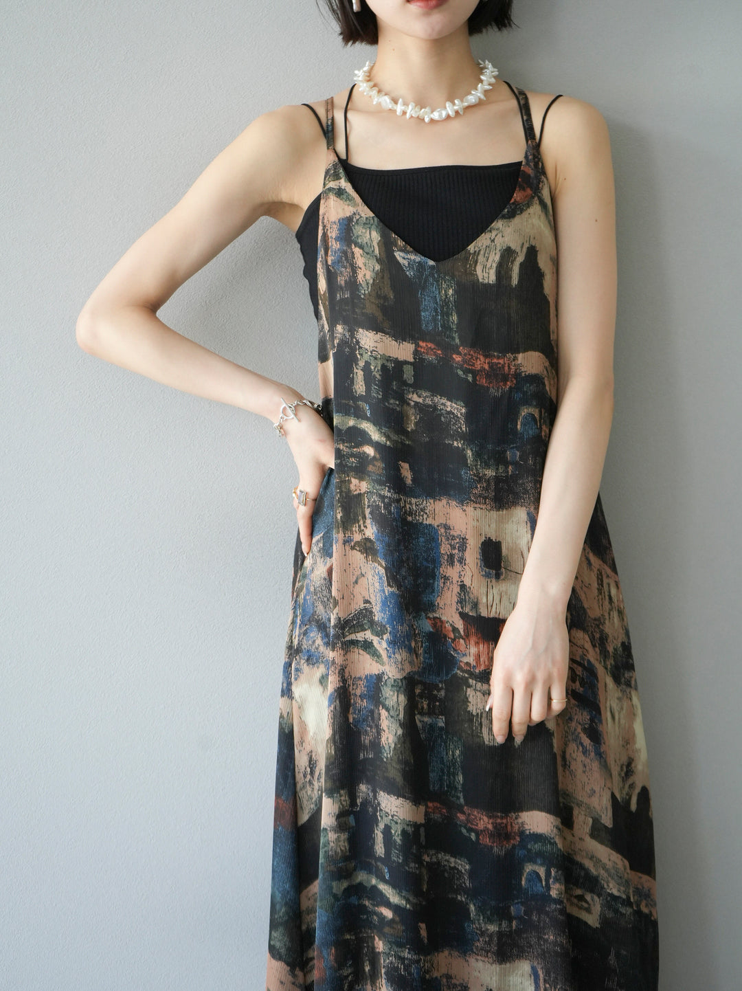 [Pre-order] Nuanced Pattern Back Cross Camisole Dress/Navy