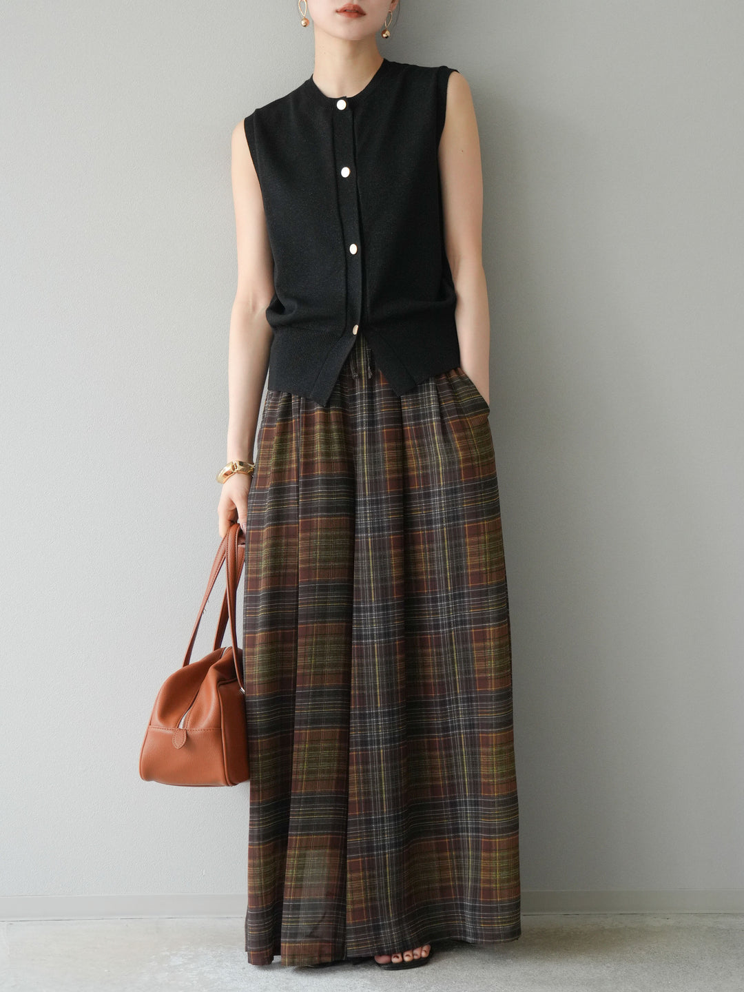 [SET] 金銀絲針織背心 + 透視格紋寬鬆褲 (2 件套)