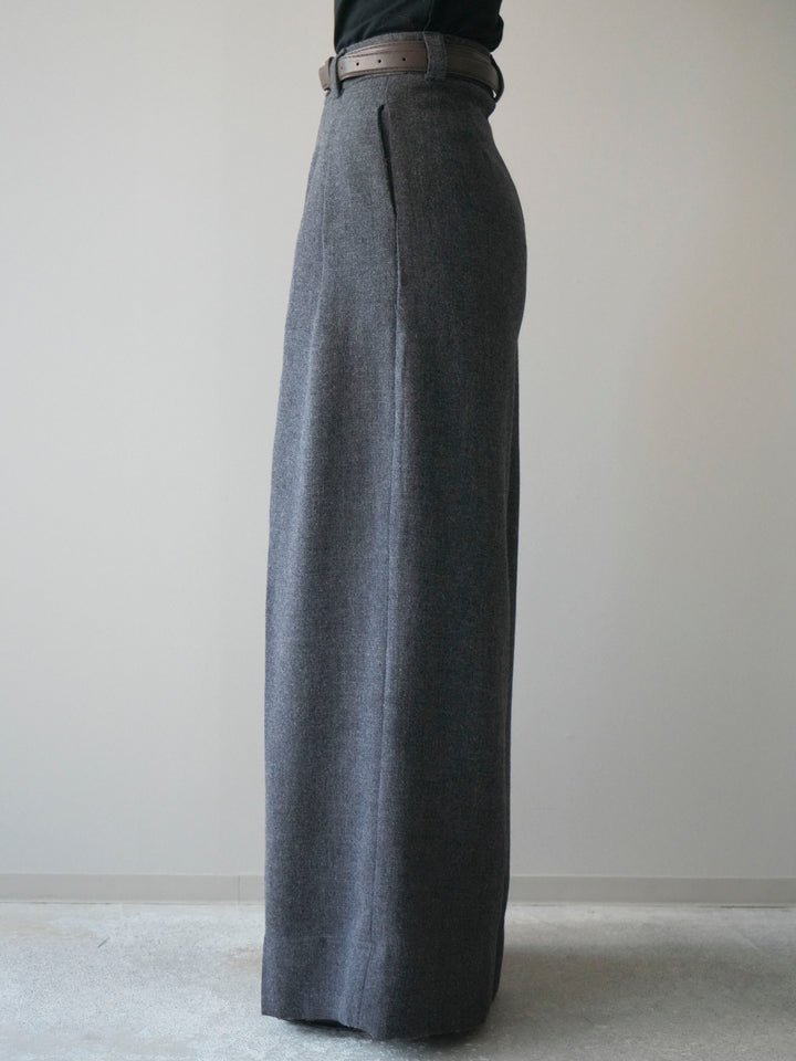 [予約]ウールタッチベルト付ワイドパンツ/charcoal