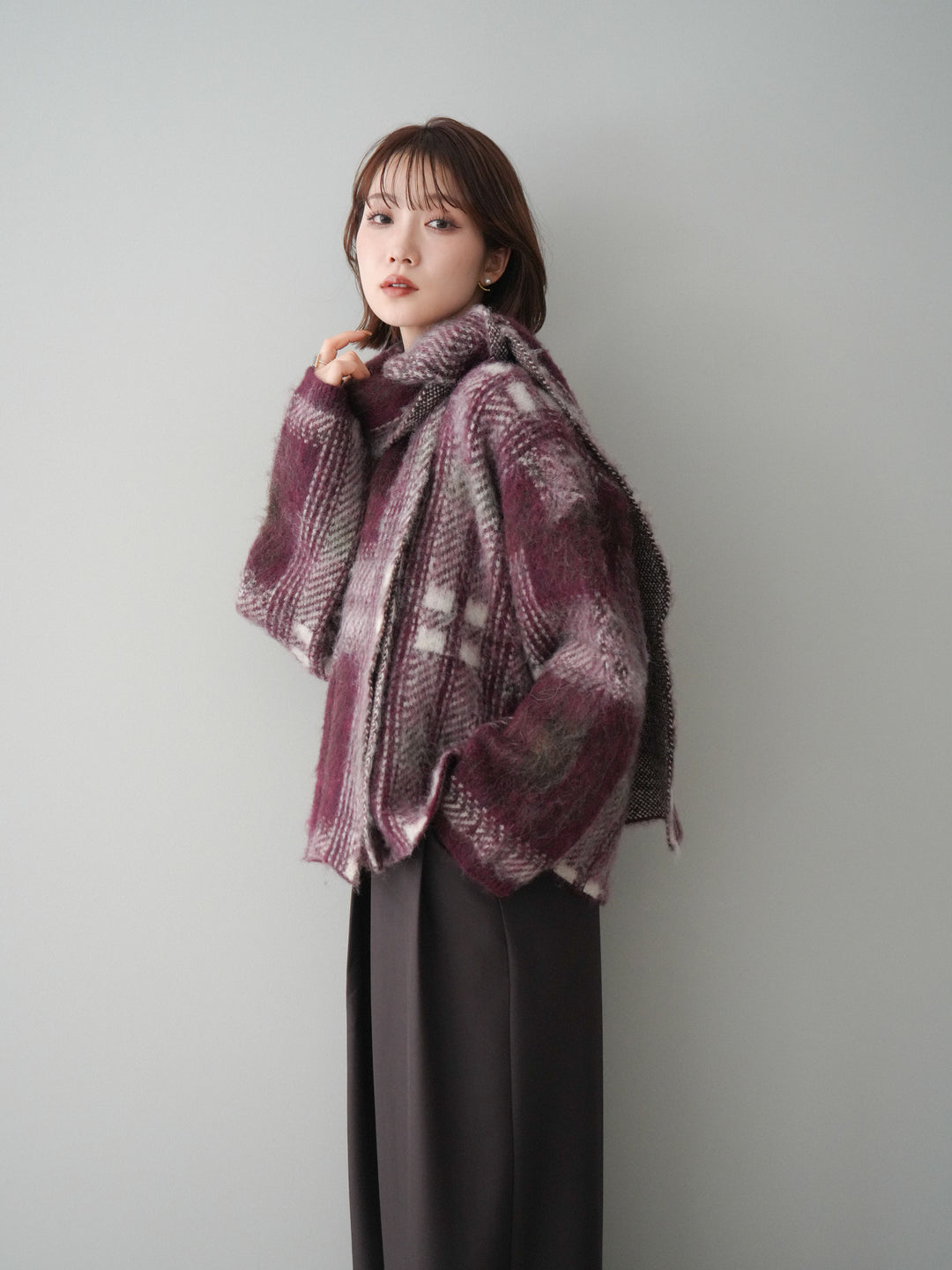 [予約]ストール付シャギーチェックニットプルオーバー/red