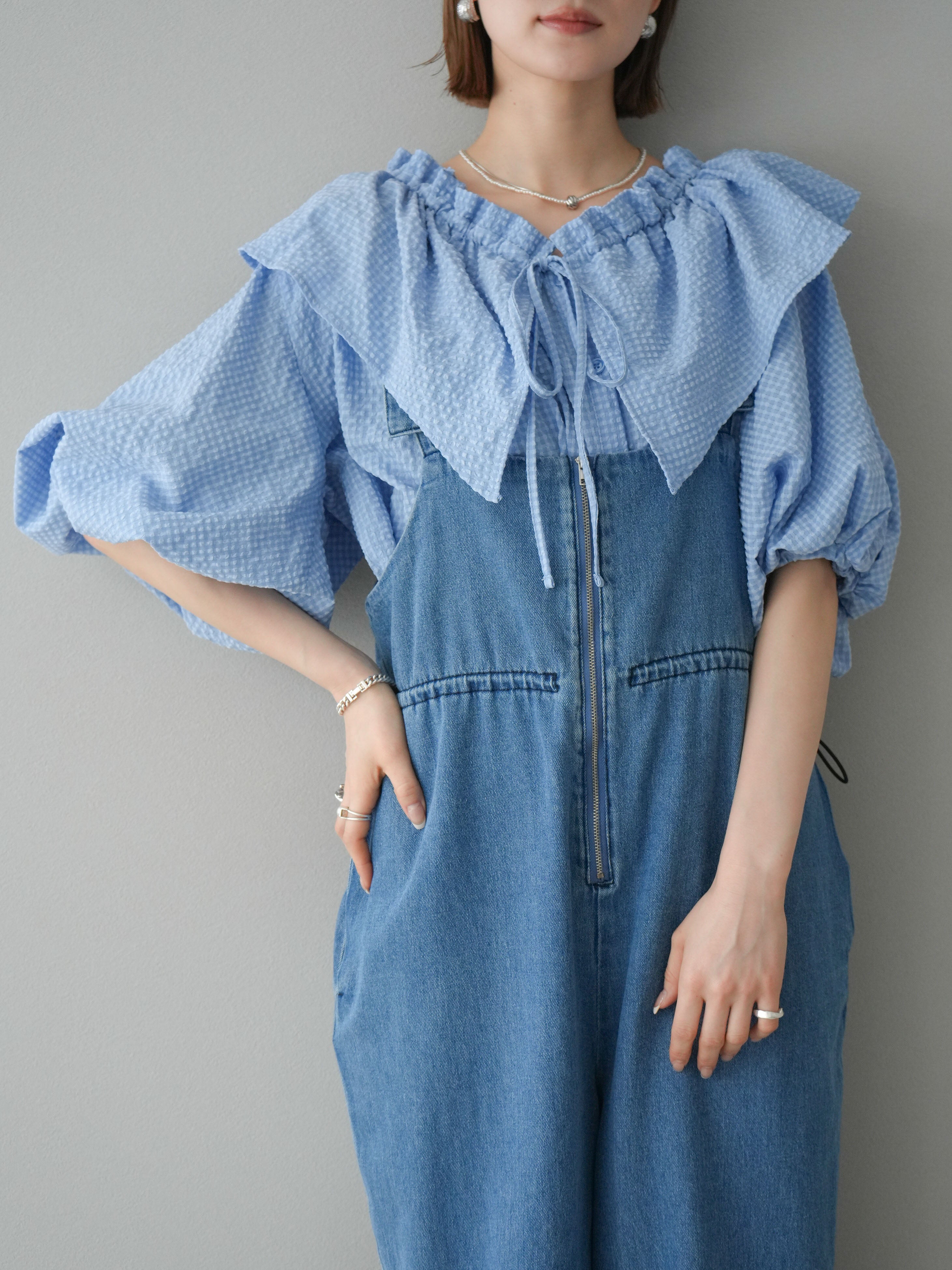 彩火's セレクト 予約]ラッフルカラーブラウス/サックス – Lumier