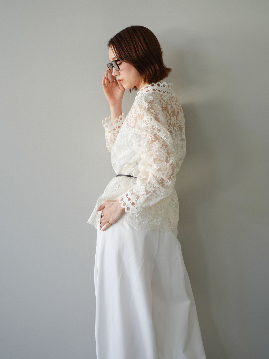[予約]カットワークレースシアーブラウス/white
