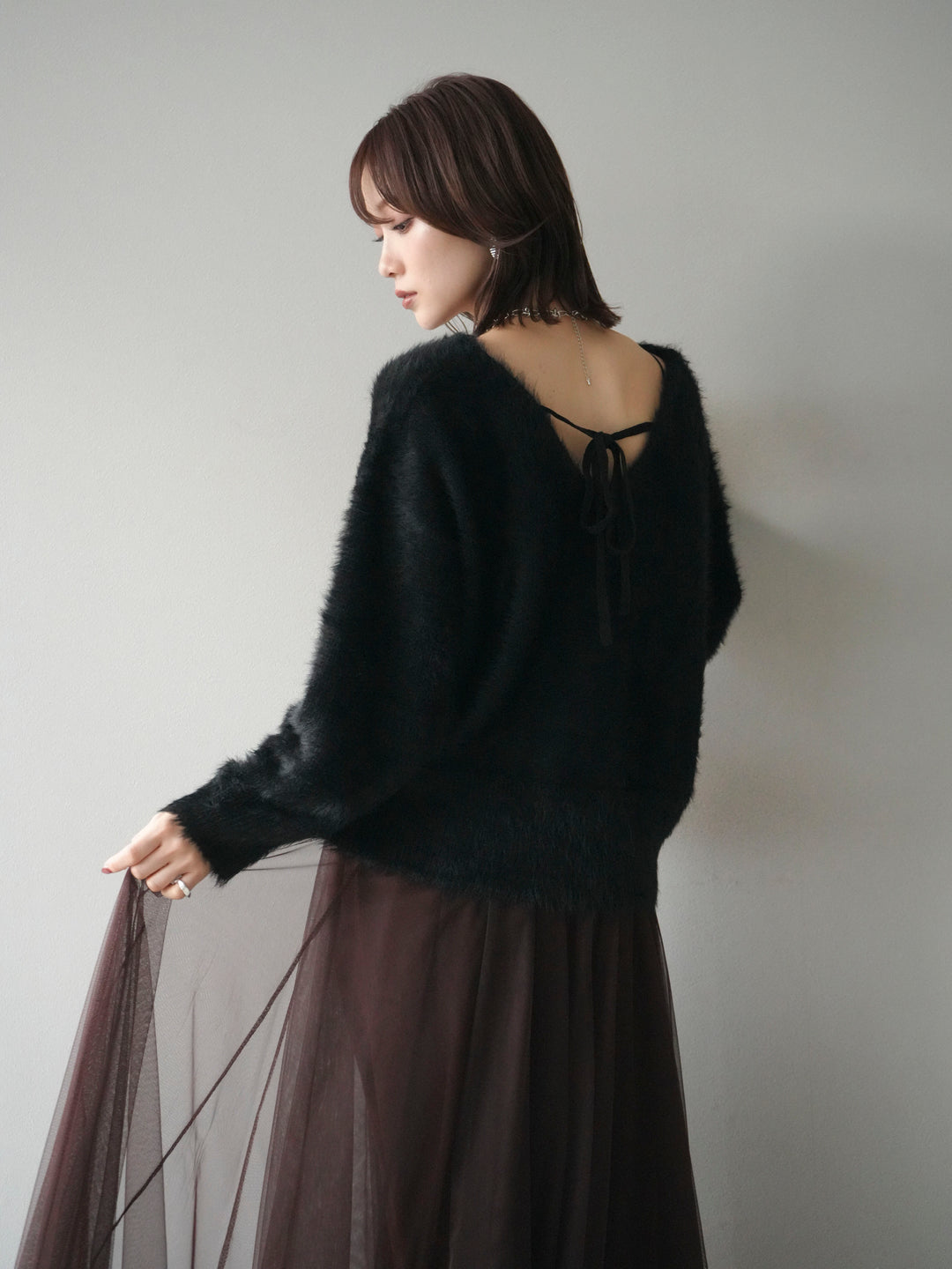 [予約]バックリボンVネックシャギーニットプルオーバー/black