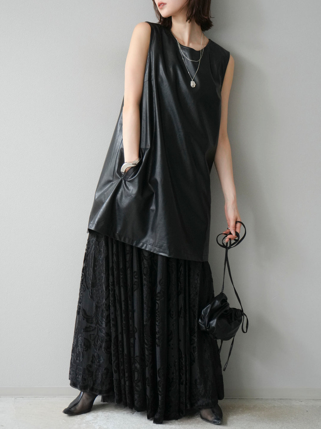 [予約]アンティーク柄フロッキーマキシスカート/ブラック