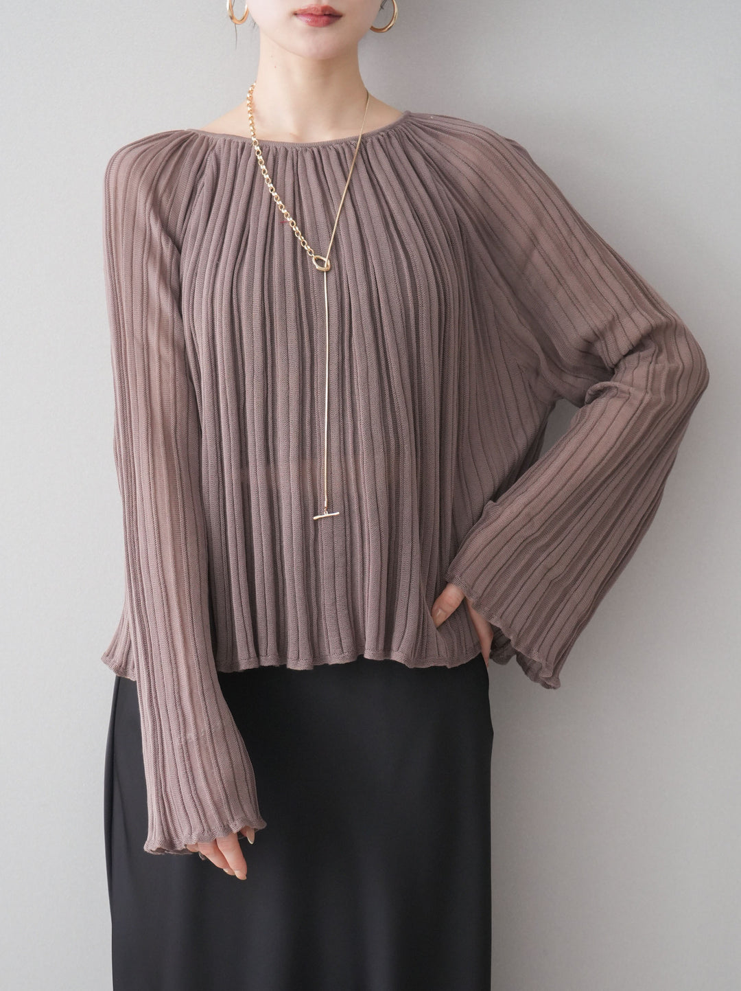 [SET]プリーツシアーフレアスリーブニットトップス+センターシームフレアパンツ+サテンライクアシメレーススカート(3set)