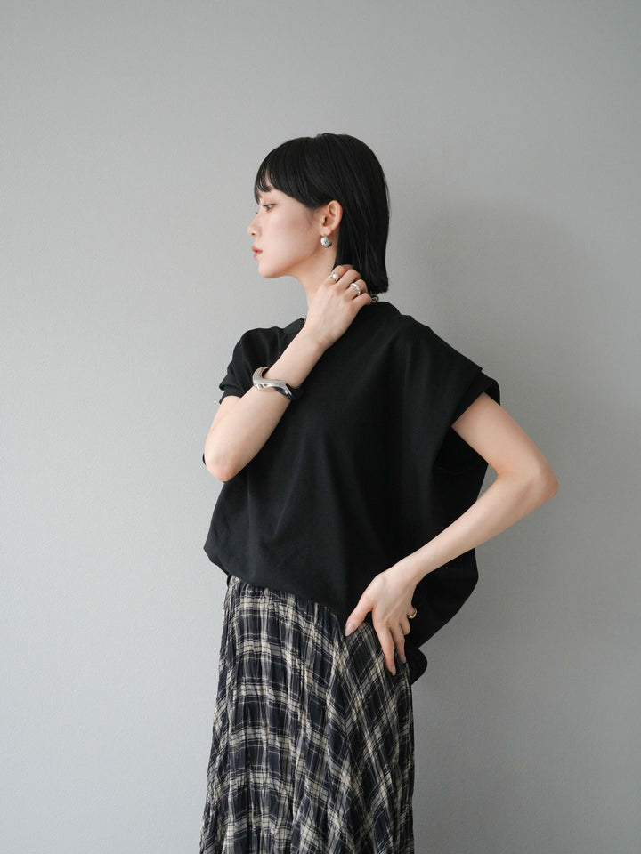 [予約]キーネックドルマンルーズコットンTシャツ/ブラック