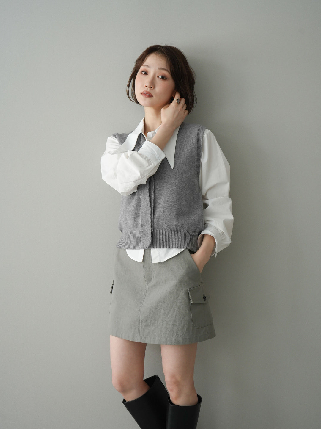 【套裝】蝴蝶結針織背心套裝襯衫+繫帶工裝迷你裙（兩件組）