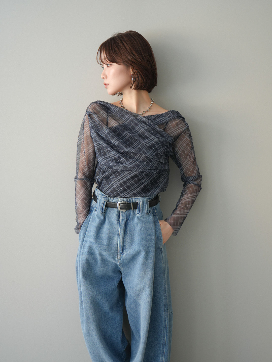 [予約]チュールバイアスチェックプリントタックネックトップス/navy