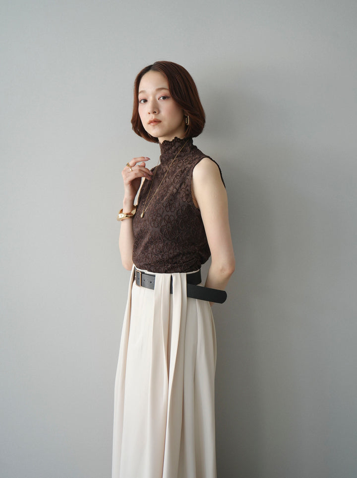 [予約]ノースリーブプチネックフラワージャガードトップス/brown
