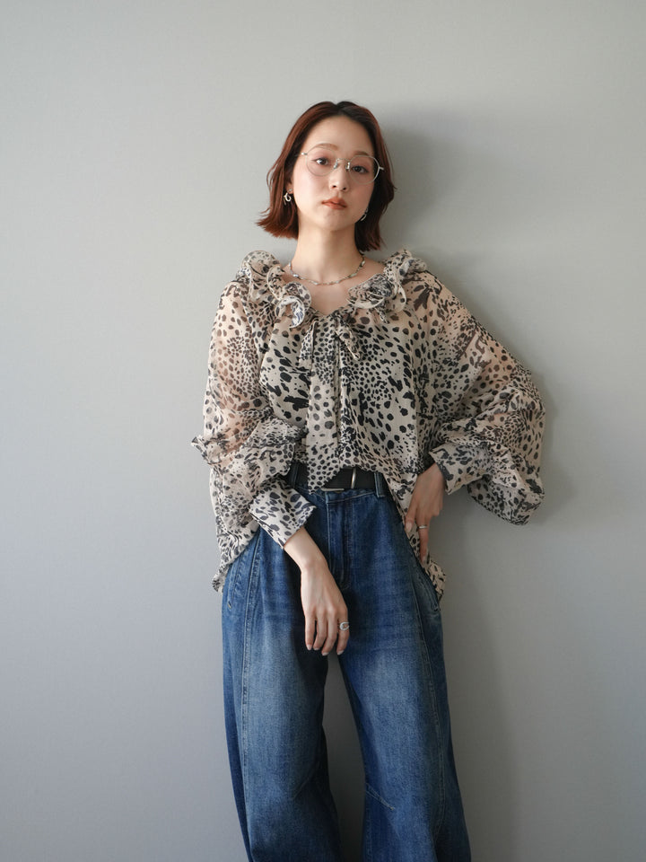 [予約]ラッフルネックシアーブラウス/leopard