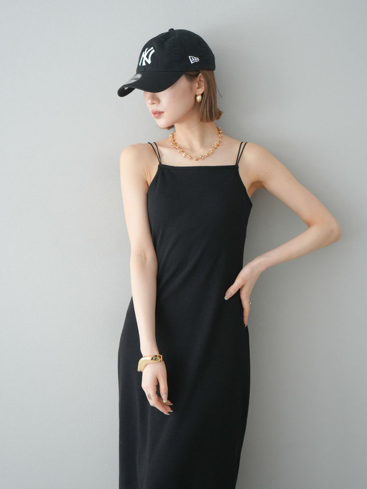 【預購】羅紋罩杯吊帶洋裝/黑色