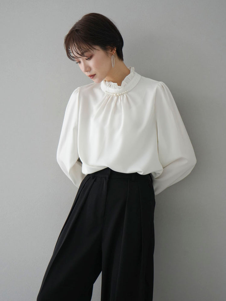 [Pre-order] Pearl neck frill blouse/white