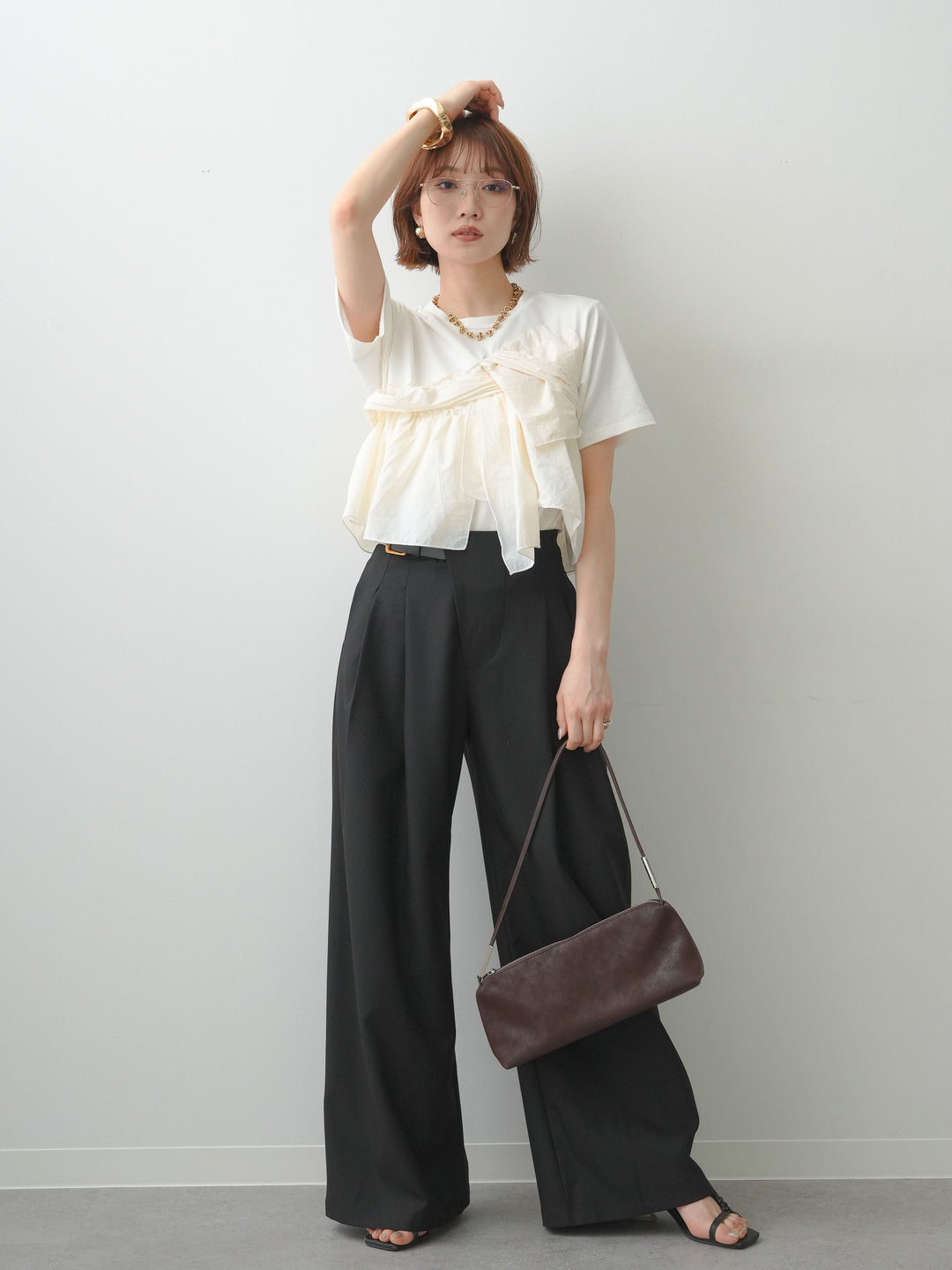 [SET]ナイロンドッキングツイストTEE +アシンメトリーベルトタックワイドパンツ(2set)