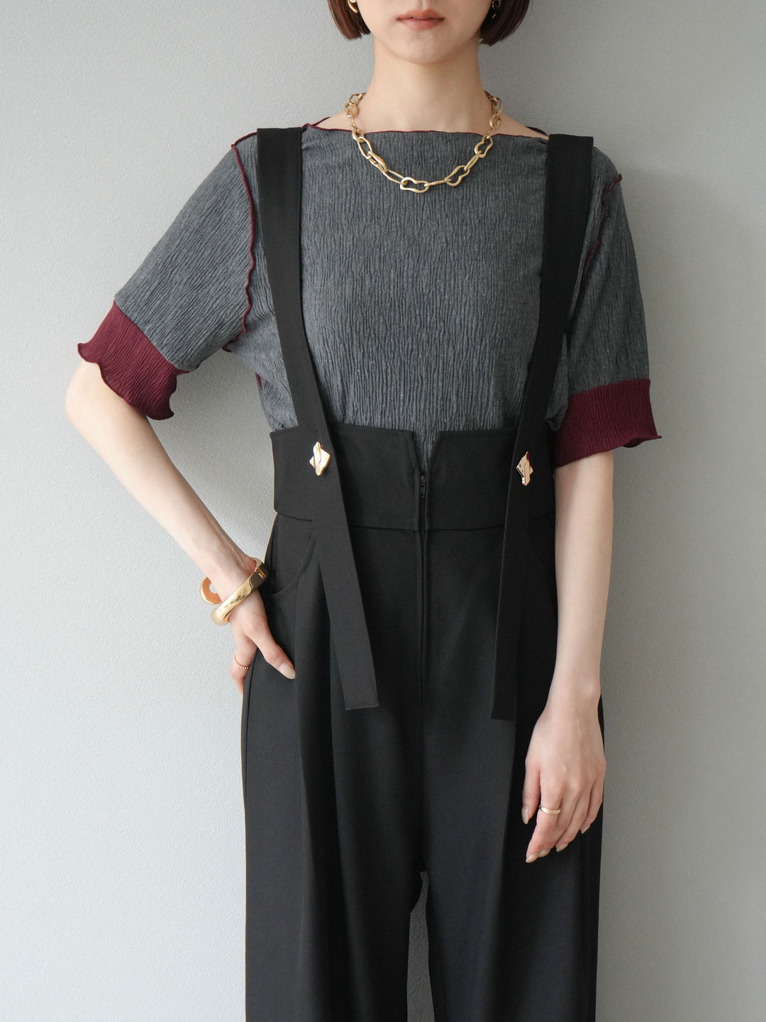 [SET]プリーツ配色ボートネックプルオーバー+ゴールドボタンサスペンダーワイドパンツ(2set)