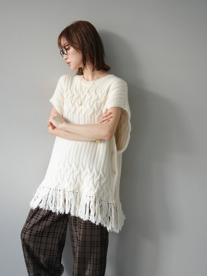[予約]ケーブルニットフリンジベスト/ベージュ