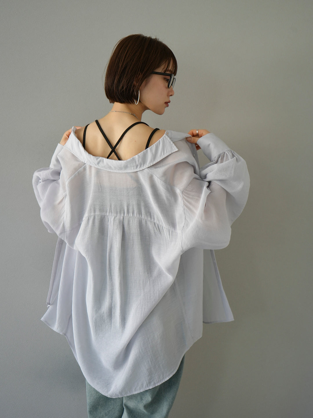 【預訂】捲袖透明套衫/淺灰色