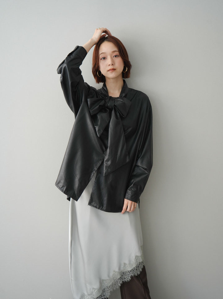 [SET]フェイクレザーボウタイブラウス+サテンライクアシメレーススカート(2set)