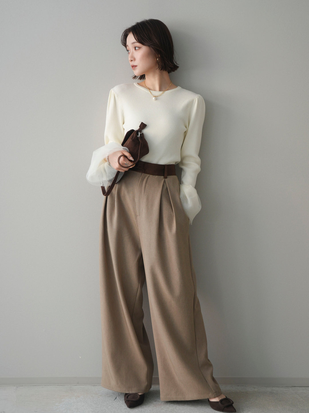 [予約]サテンベルトタックワイドパンツ/beige