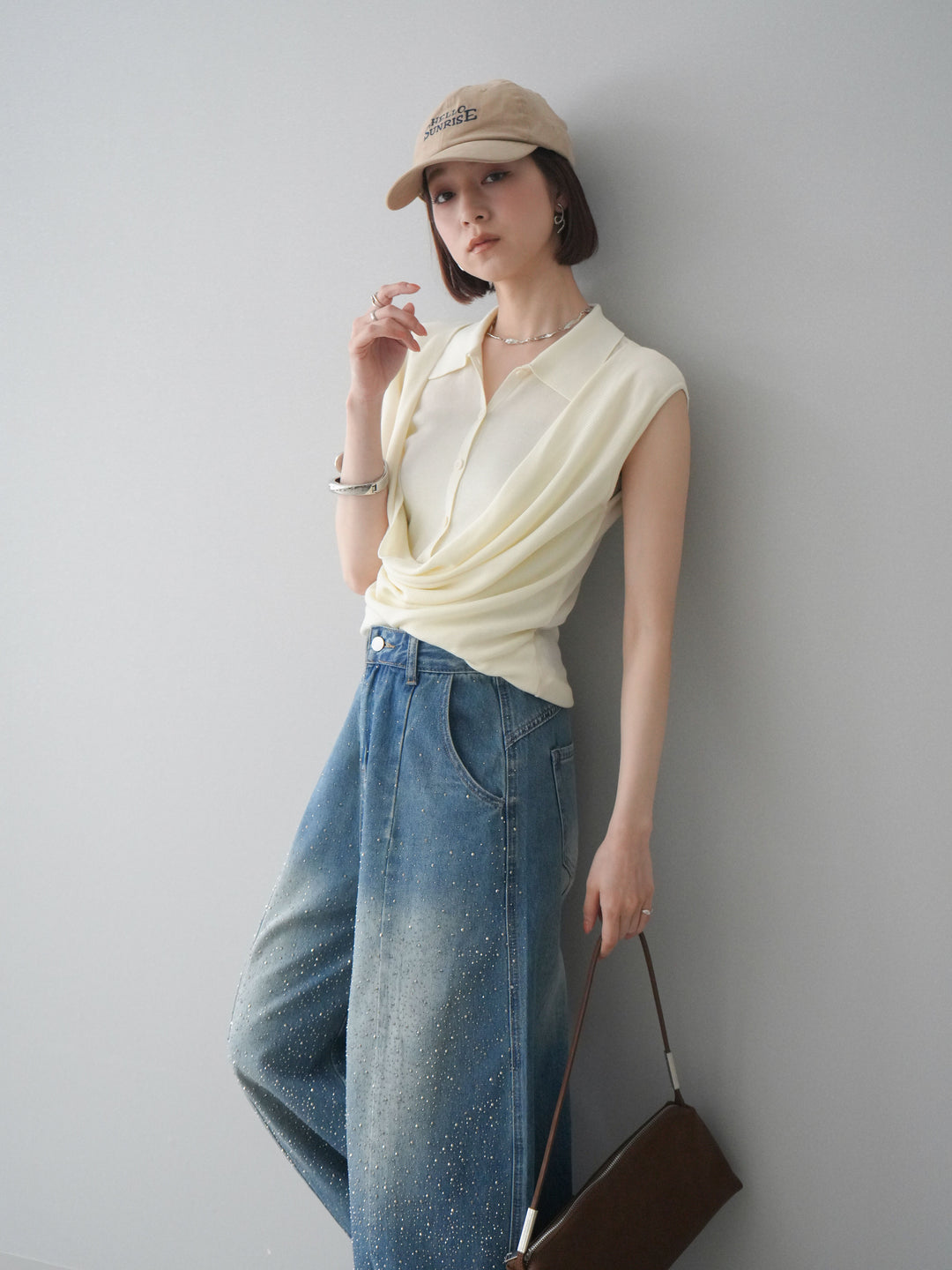 [SET]ノースリーブドレープニットトップス+フロントビジューカーブデニムパンツ(2set)