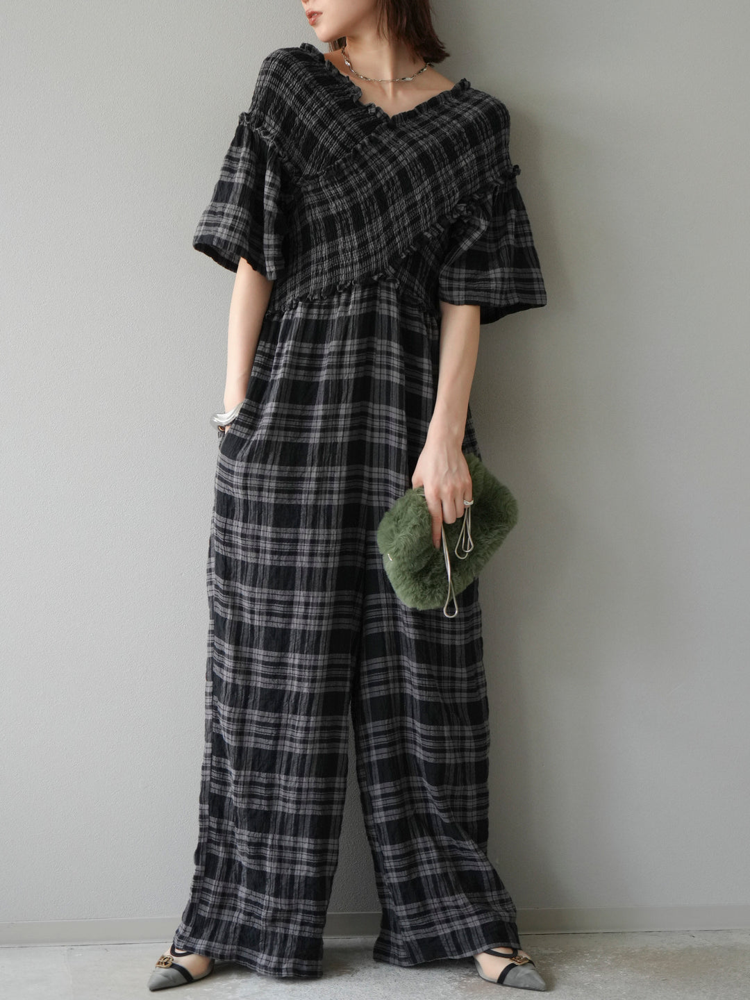 [予約]チェック柄ハーフスリーブシャーリングクロスサロペット/ブラック