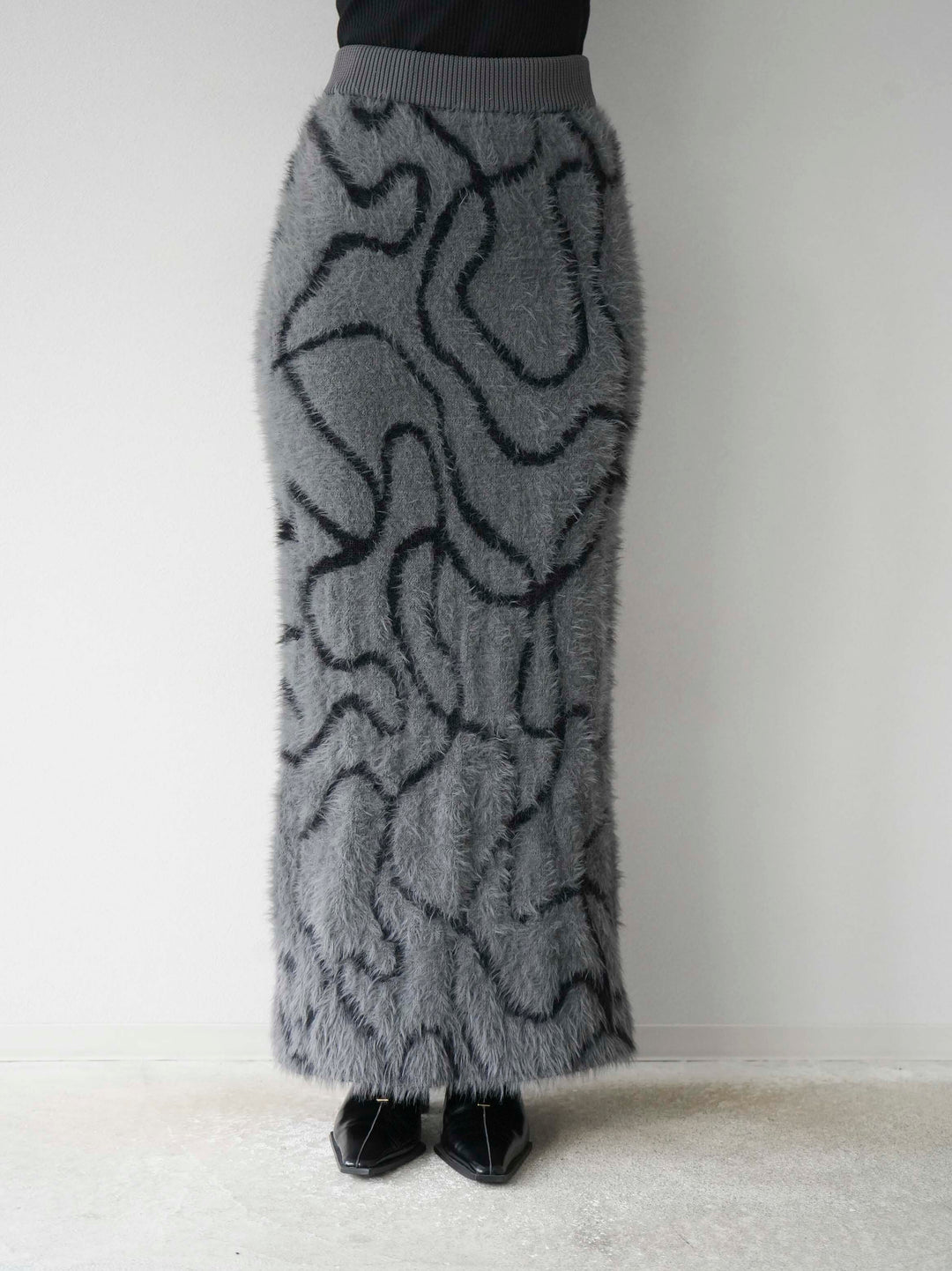 [預訂] Line 毛絨針織半身裙/炭灰