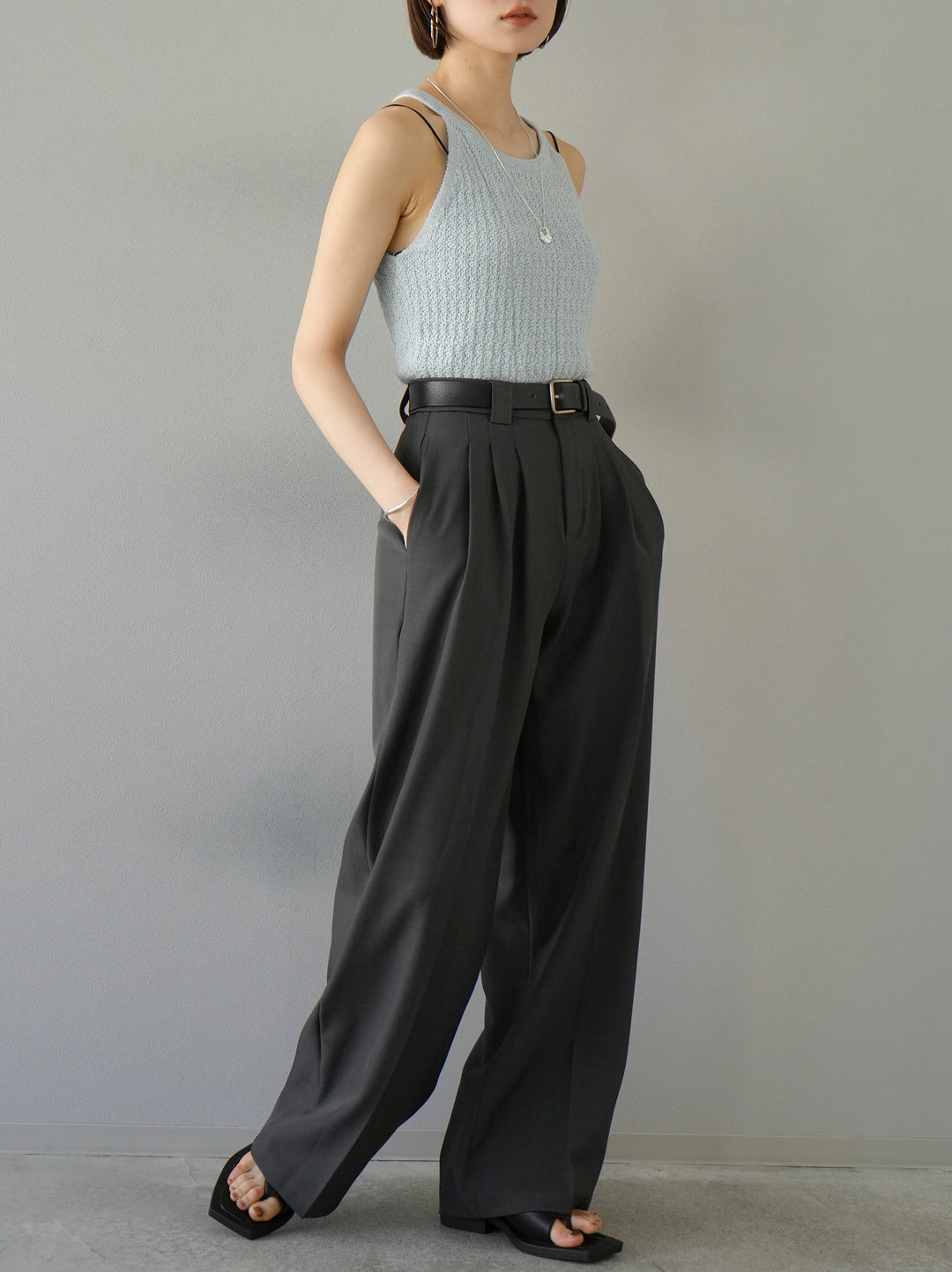 [Pre-order] 3-tuck wide pants/charcoal