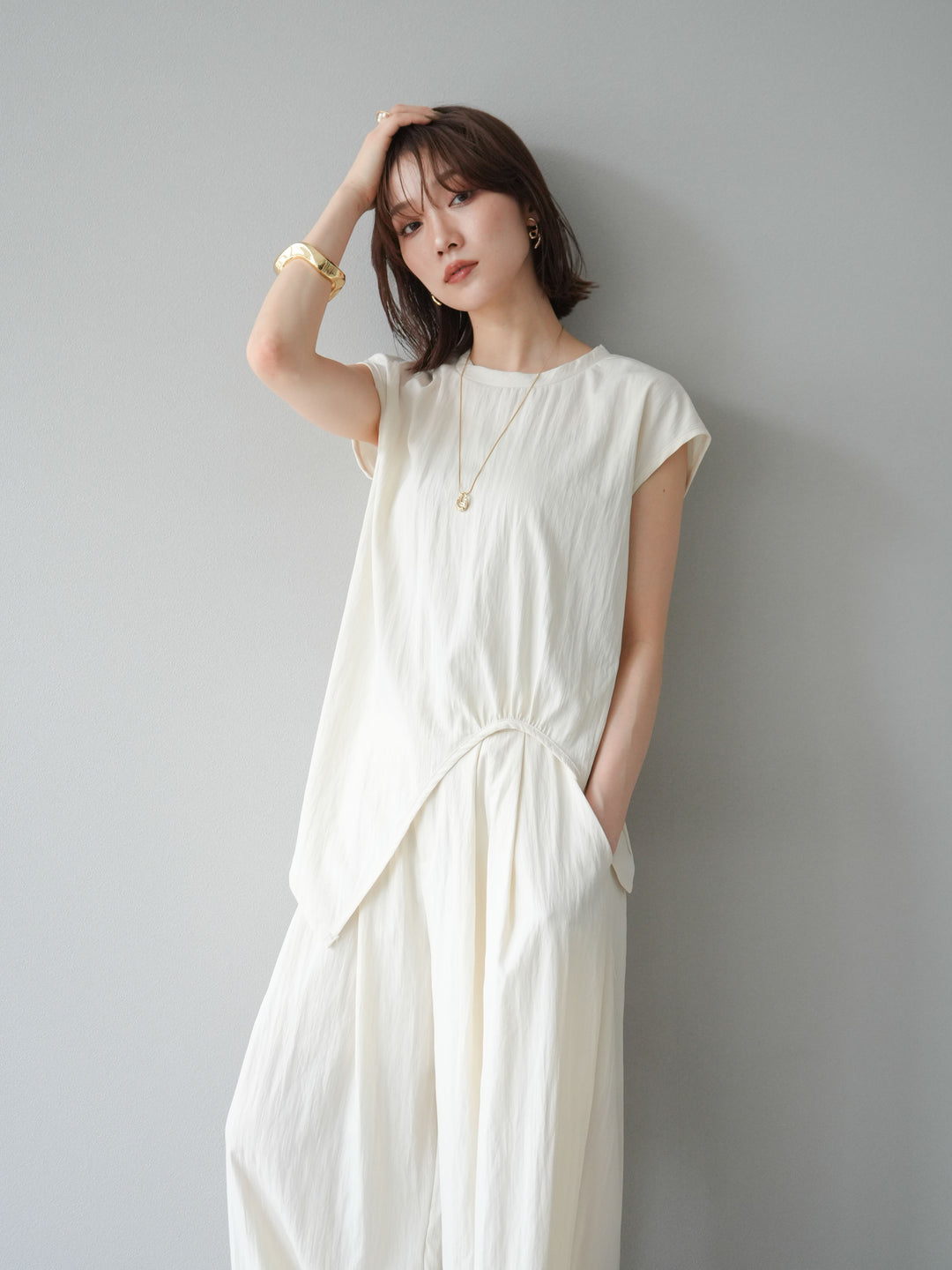 [SET] 不對稱套頭衫＆寬褲 SET UP（2套）