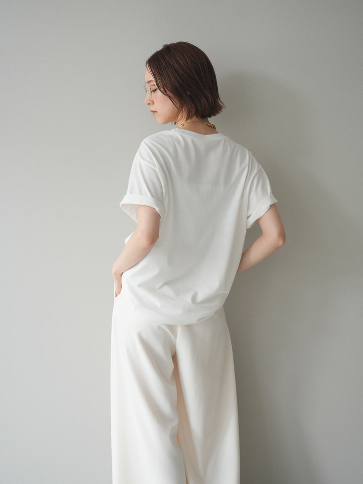 [予約]エンボスロゴTEE/off