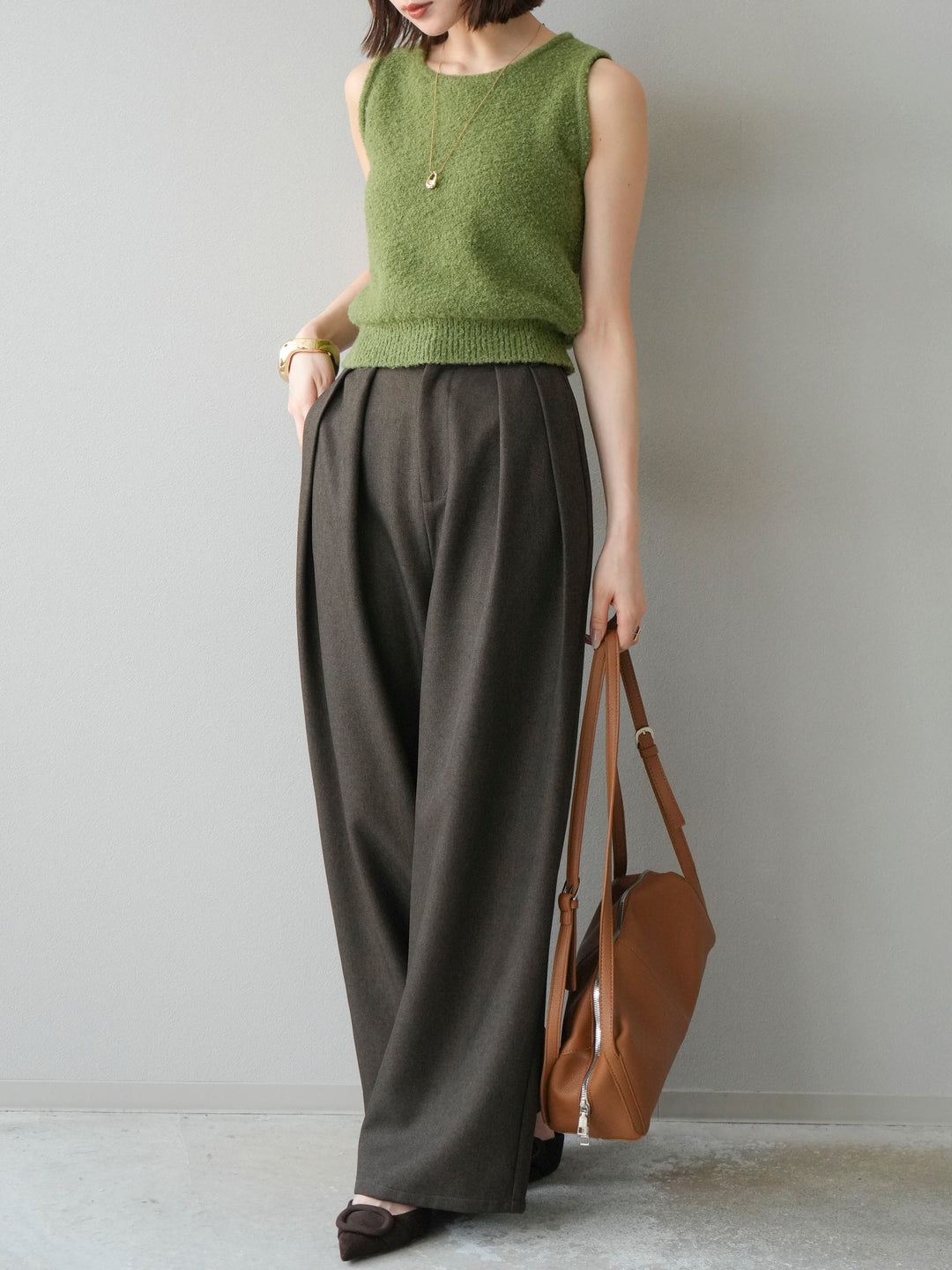 [予約]レザーパイピングタックワイドパンツ/ブラウン