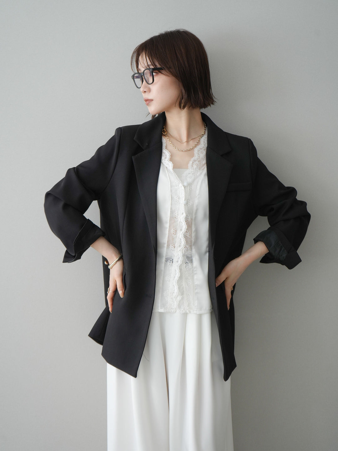 [SET]バックスリットデザインジャケット+ノースリサテンレースキャミソール(2set)