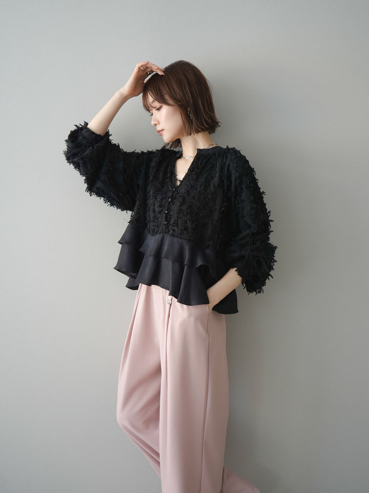 [SET]ジャガードぺプラムフリルブラウス+ベルト付キーホルダーモチーフワイドパンツ(2set)