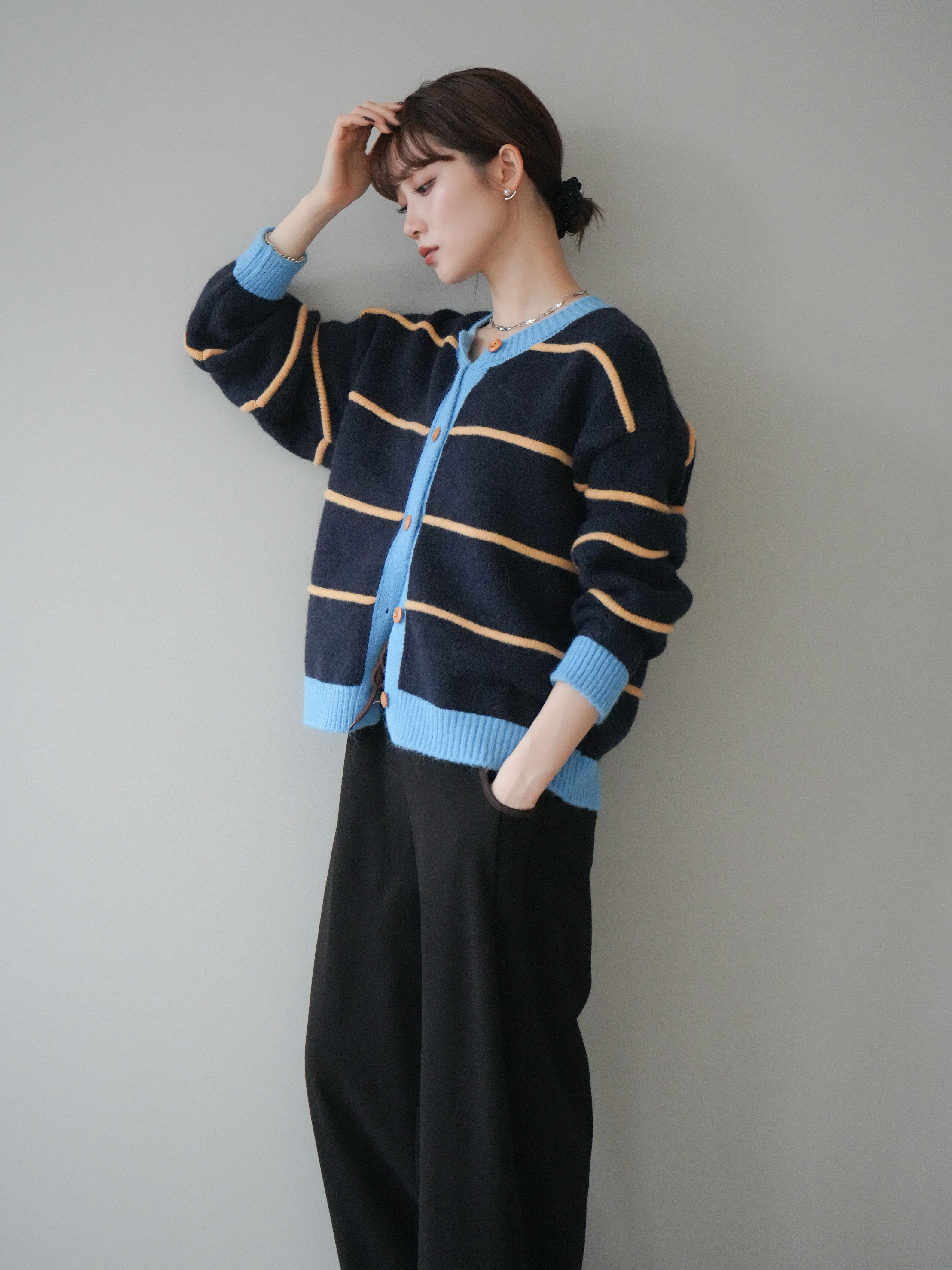 予約]配色ボーダーニットカーディガン/navy – Lumier