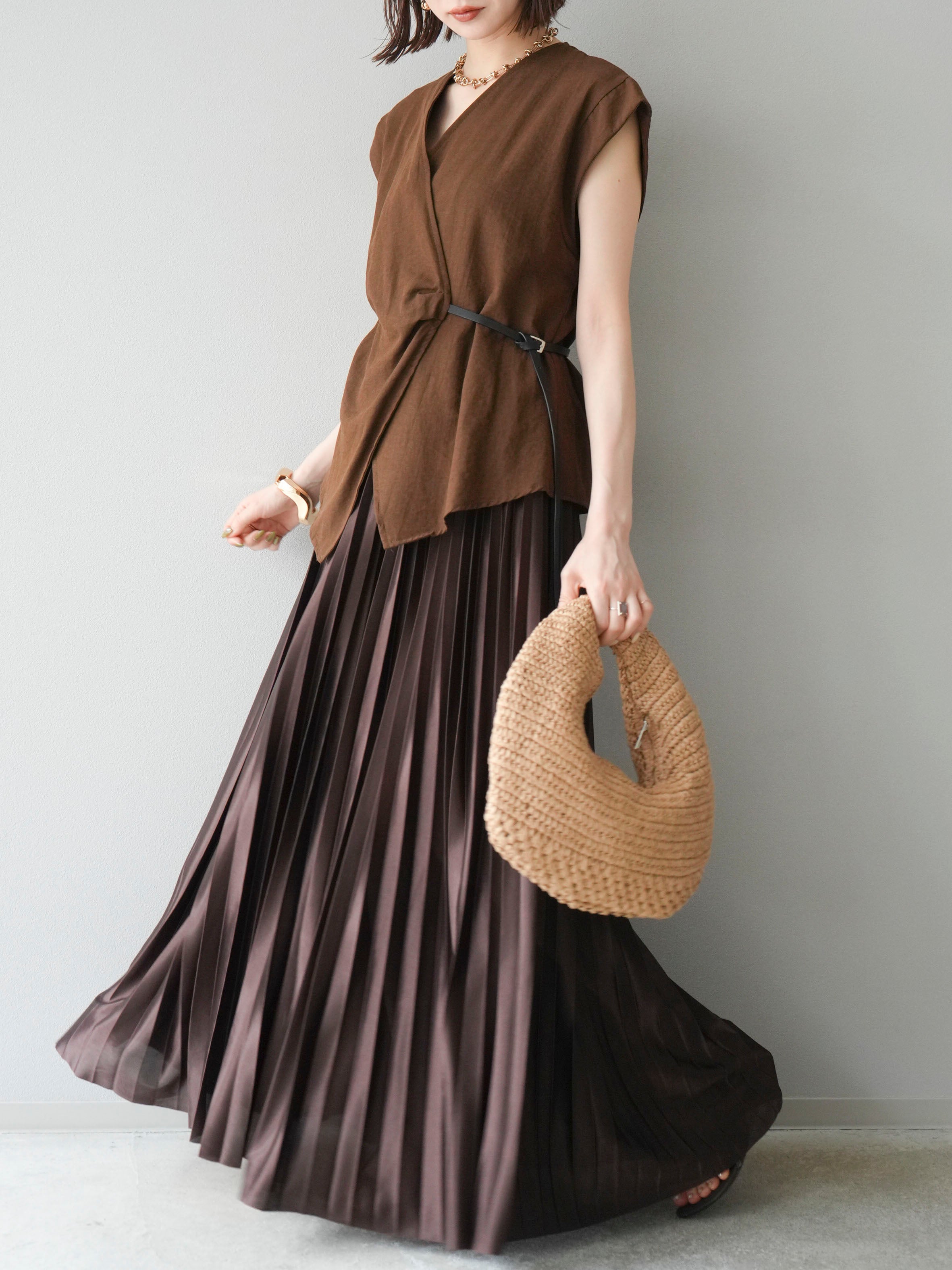 予約]サテンプリーツマキシスカート/ブラウン – Lumier
