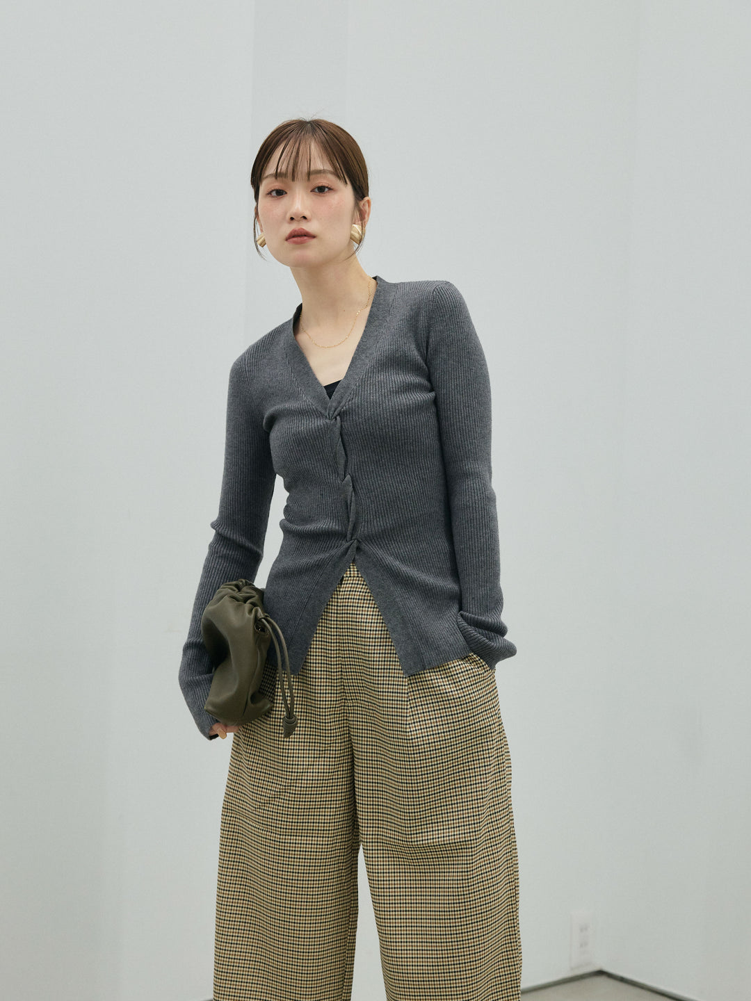 【Allure】[SET]フロントツイストリブニットトップス+チェック柄タックワイドパンツ(2set)