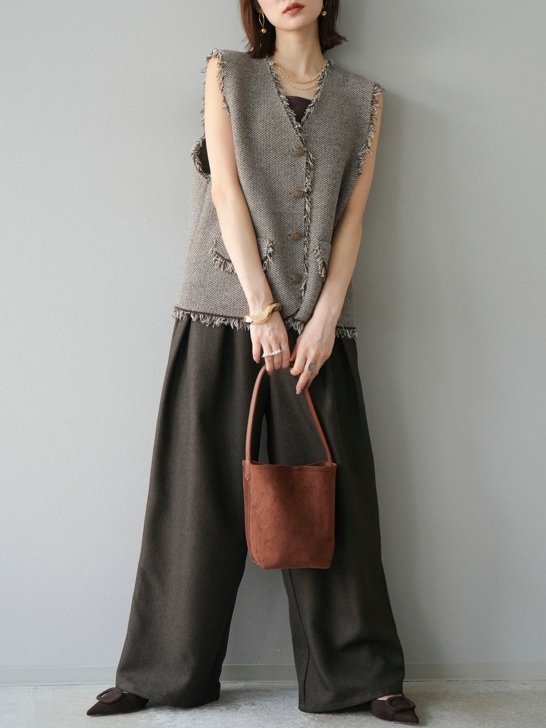 [予約]レザーパイピングタックワイドパンツ/ブラウン