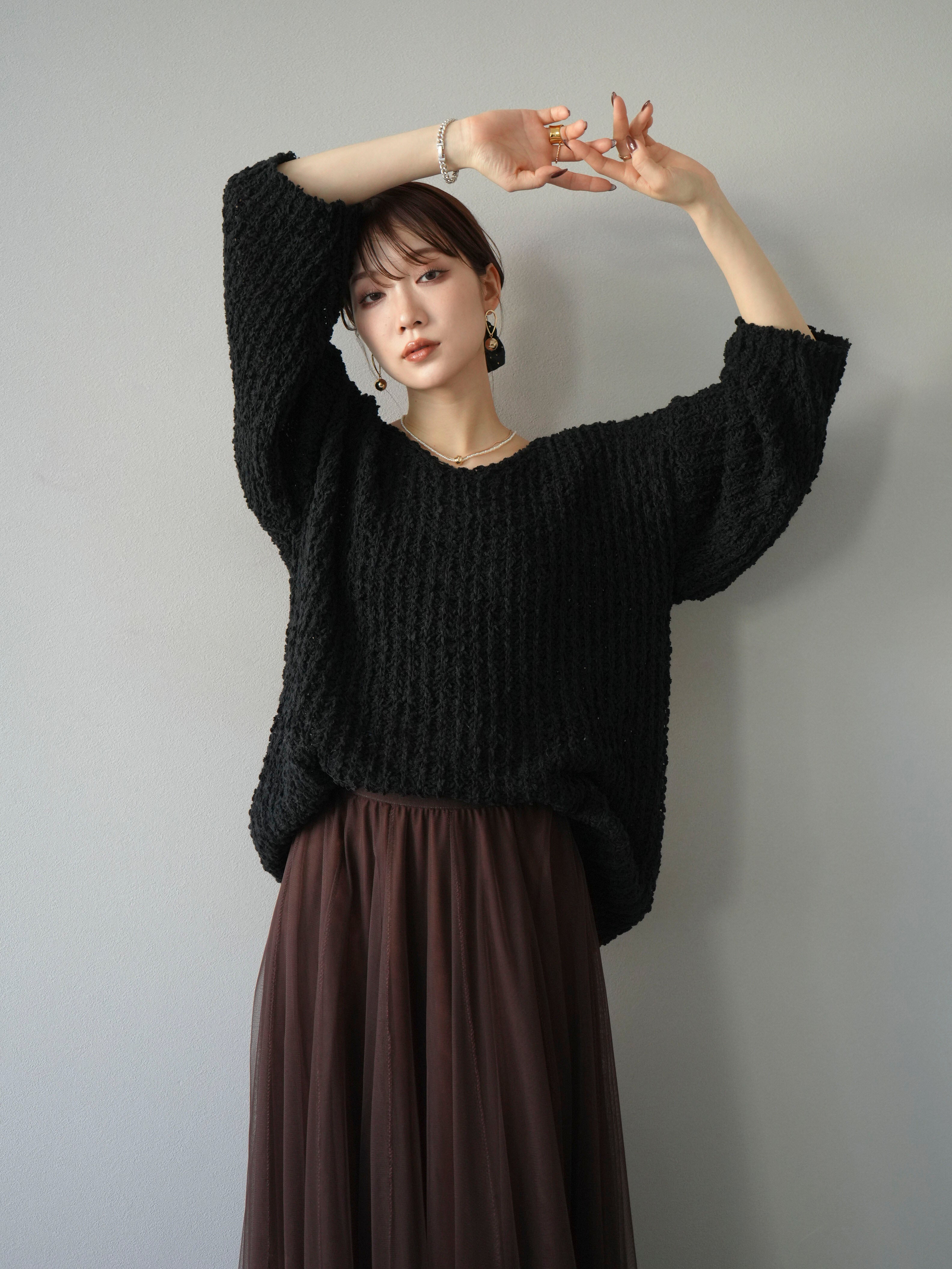 予約]ポコポコVネックニットプルオーバー/ブラック – Lumier