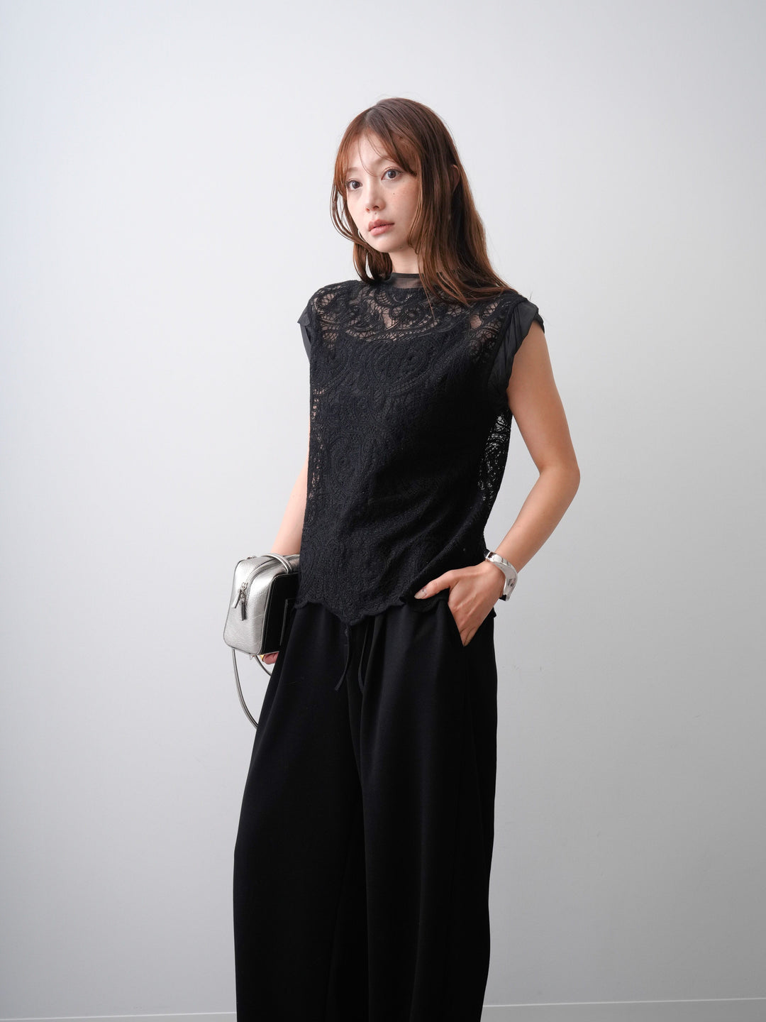 [SET]スカラップヘムレーストップス+リラックスドレープスウェットパンツ(2set)