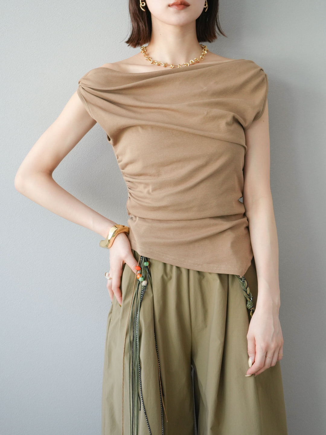 [SET]タックデザイントップス＆ビーズベルト付きパンツSET UP(2set)