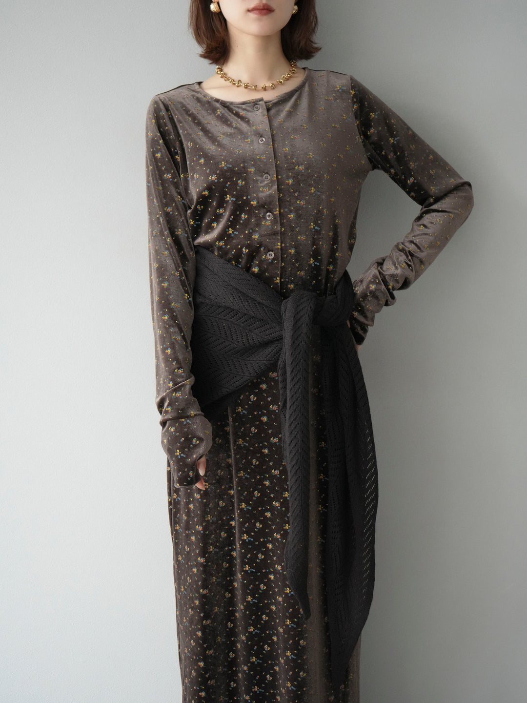 [SET]ベロアフラワープリントカーディガン+ベロアフラワープリントIラインスカート(2set)