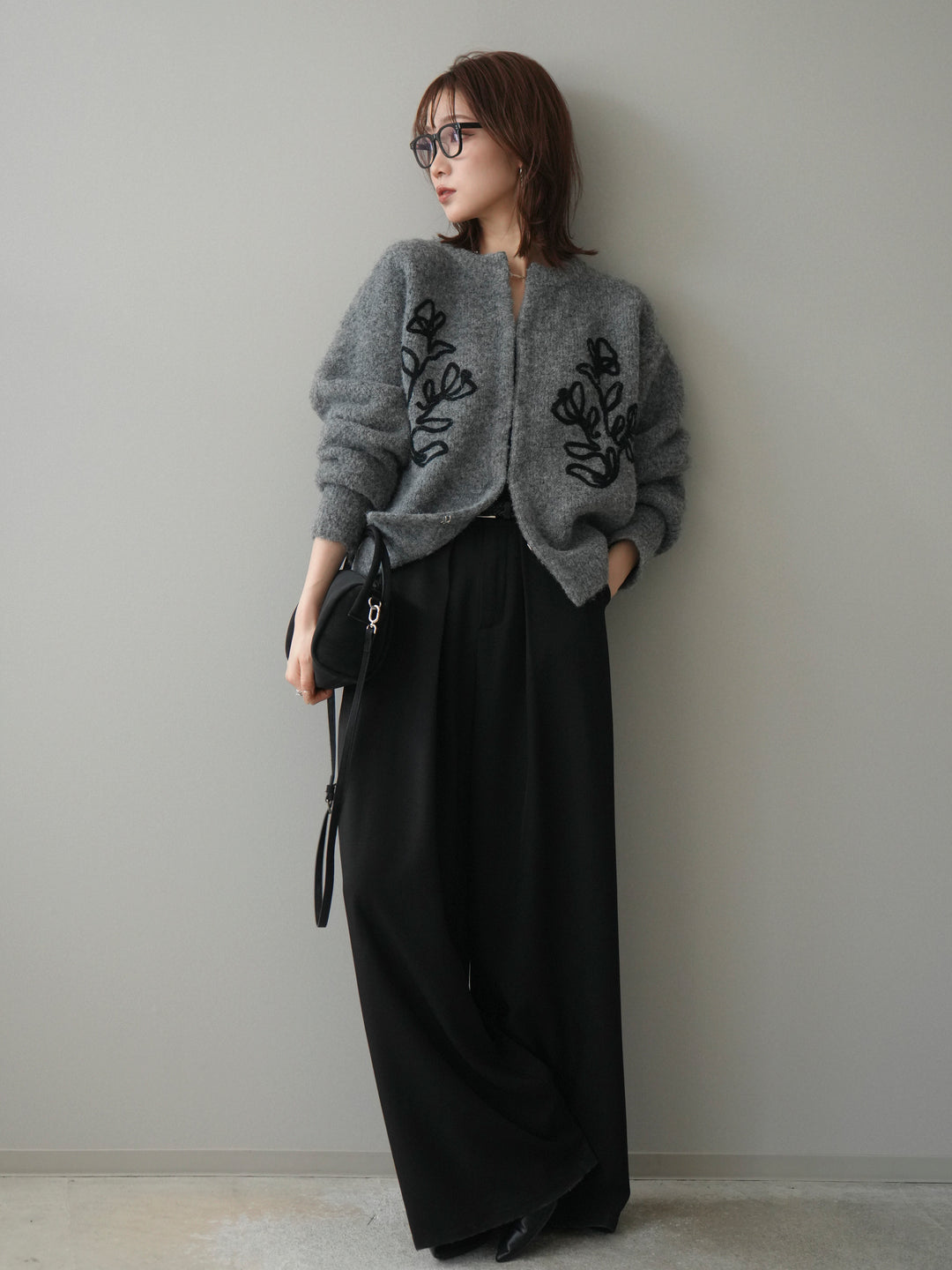 [SET]テープ刺繍ホック開きブークレニットカーディガン+ベルトループデザインワイドパンツ(2set)