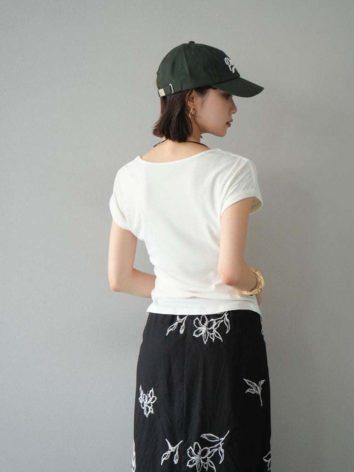 [予約]タックTシャツ＆レザーハートネックレスSET /ホワイト