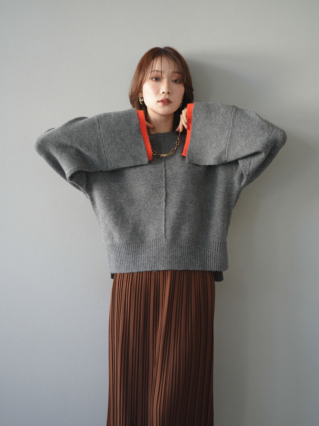 [SET]袖レイヤード配色ニットプルオーバー+プリーツIラインスカート(2set)