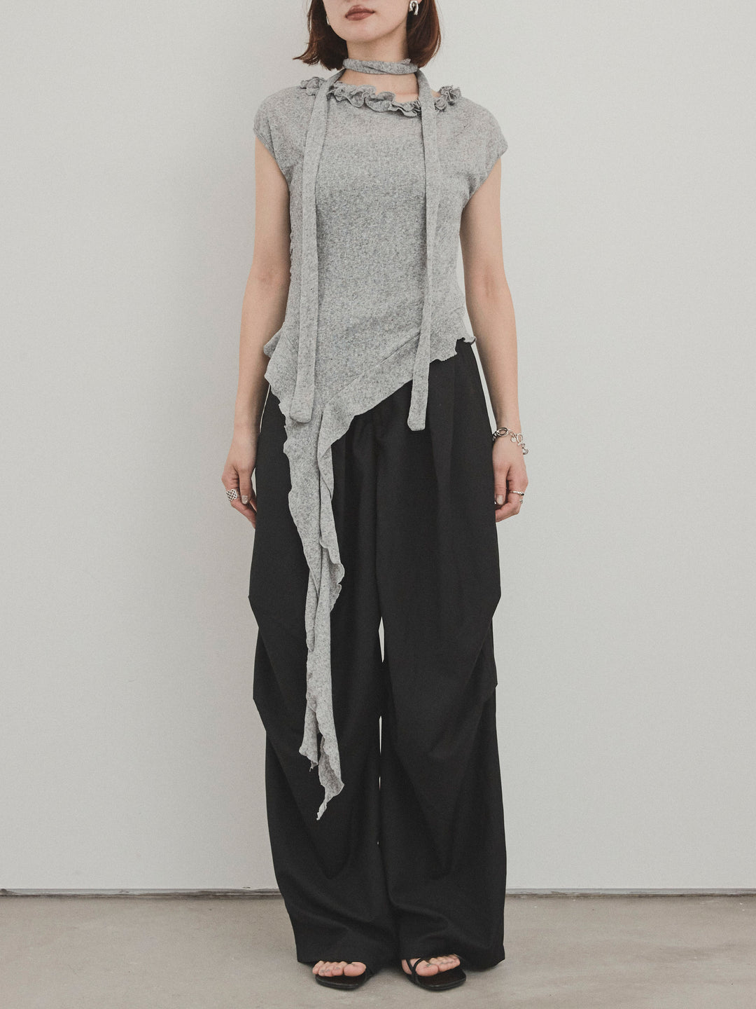 [予約]ラッフルシアーニットタンクトップ/グレー