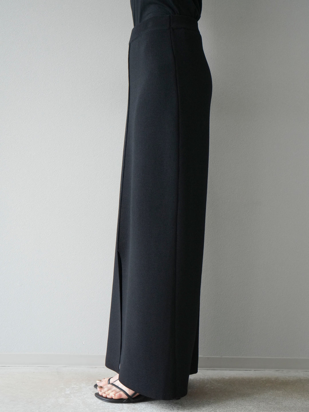 [予約]レーヨンポリIラインニットスカート/ブラック