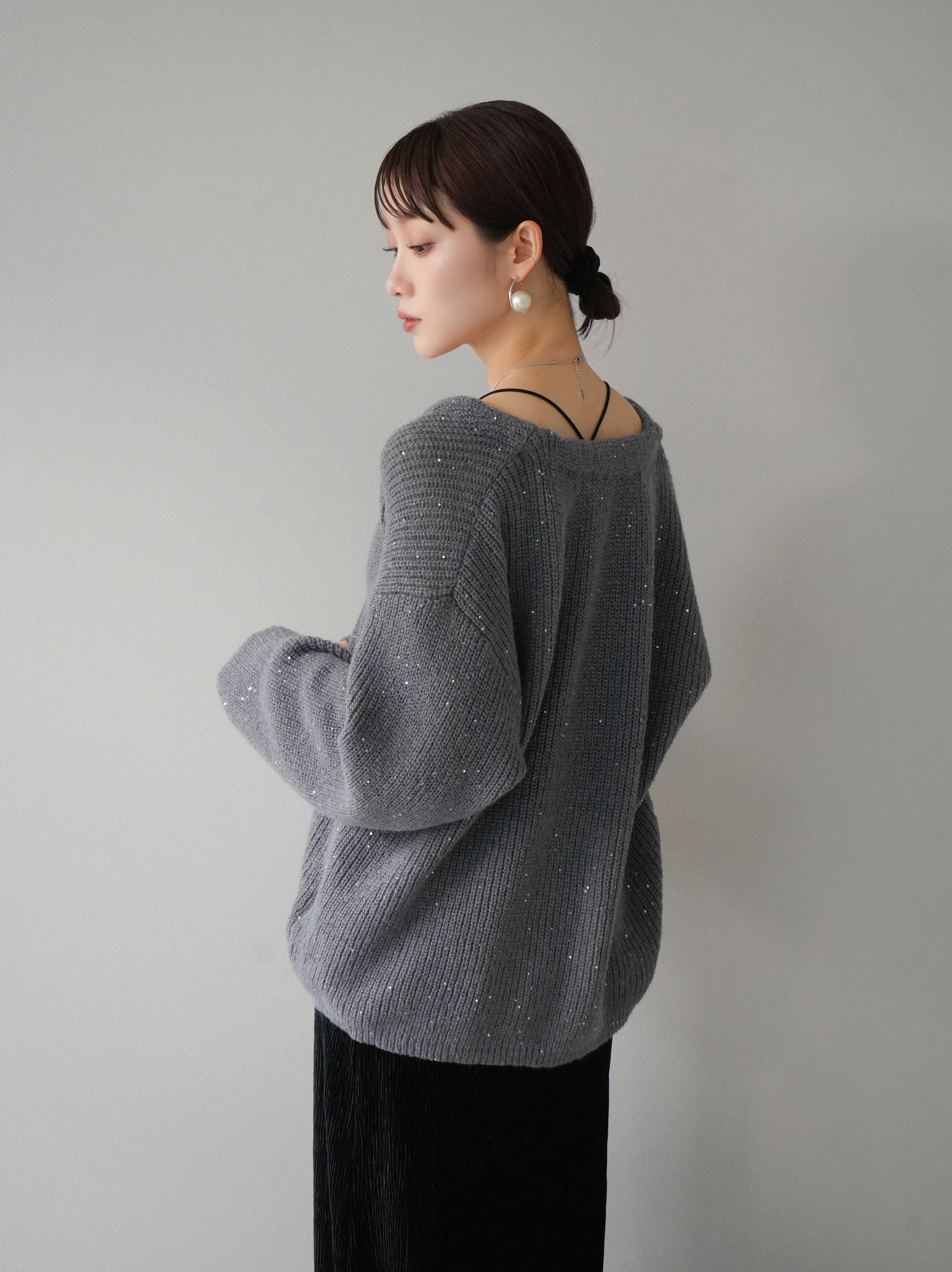 予約]あぜ編みラメニットカーディガン/ダークグレー – Lumier