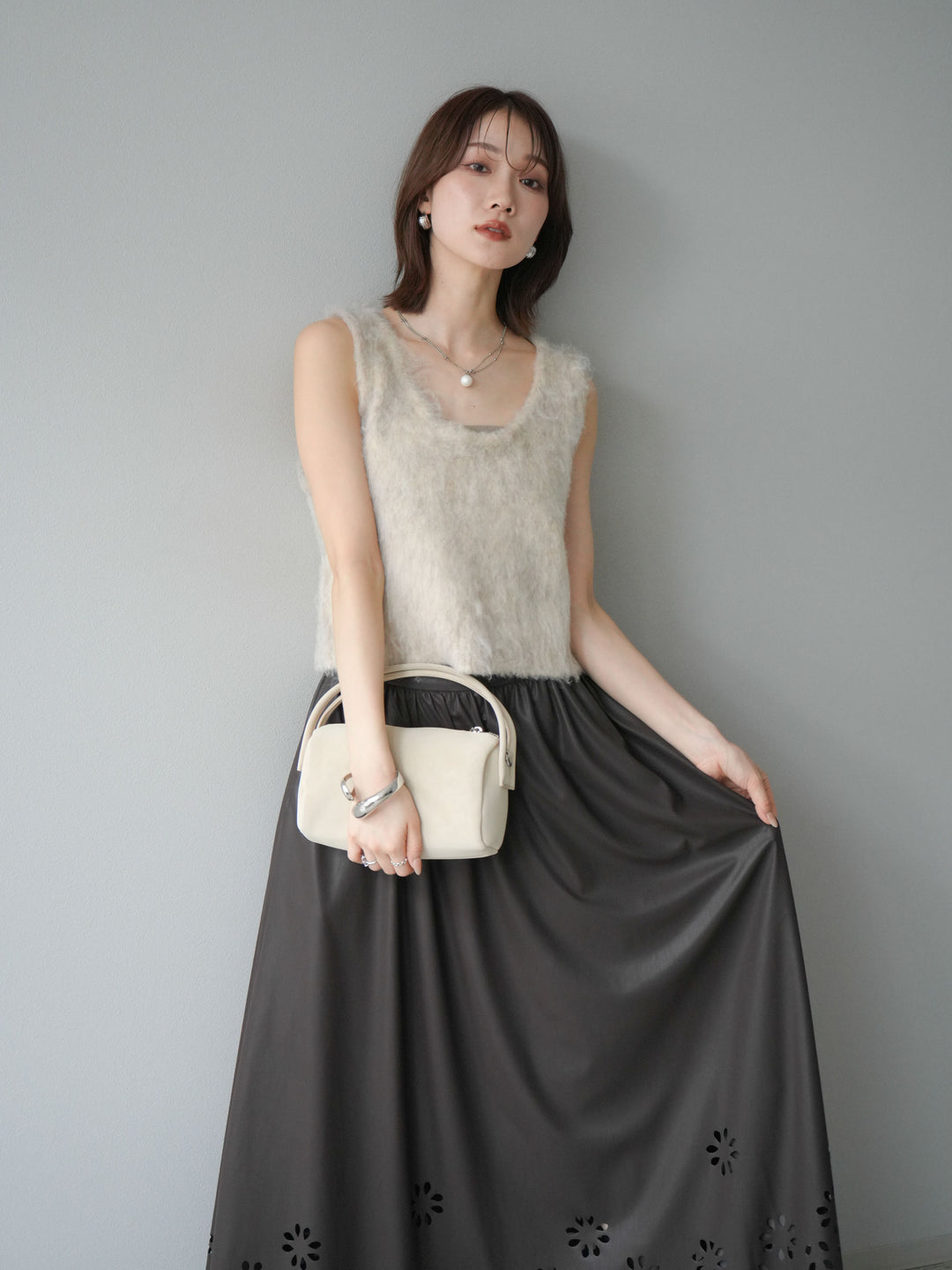 [予約]ミックスシャギーUネックベスト/エクリュ