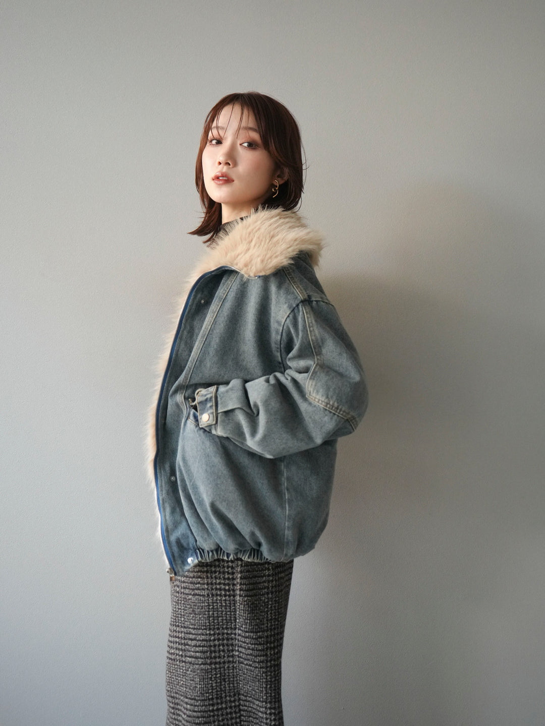【預購】牛仔布 x 皮草拼接短夾克 / 牛仔米色